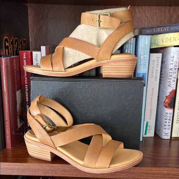 New! Kork-Ease Marianna Light Brown Italian Leather Sandals Women's Size 6 - Picture 2 of 14